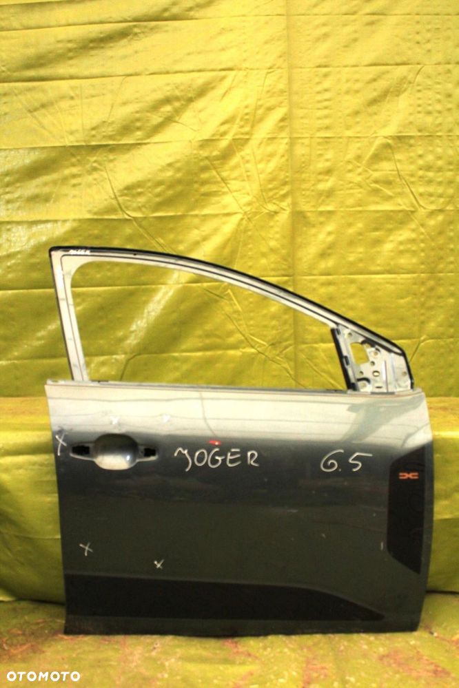 Drzwi Dacia Jogger po 2021r. przód prawy - 1