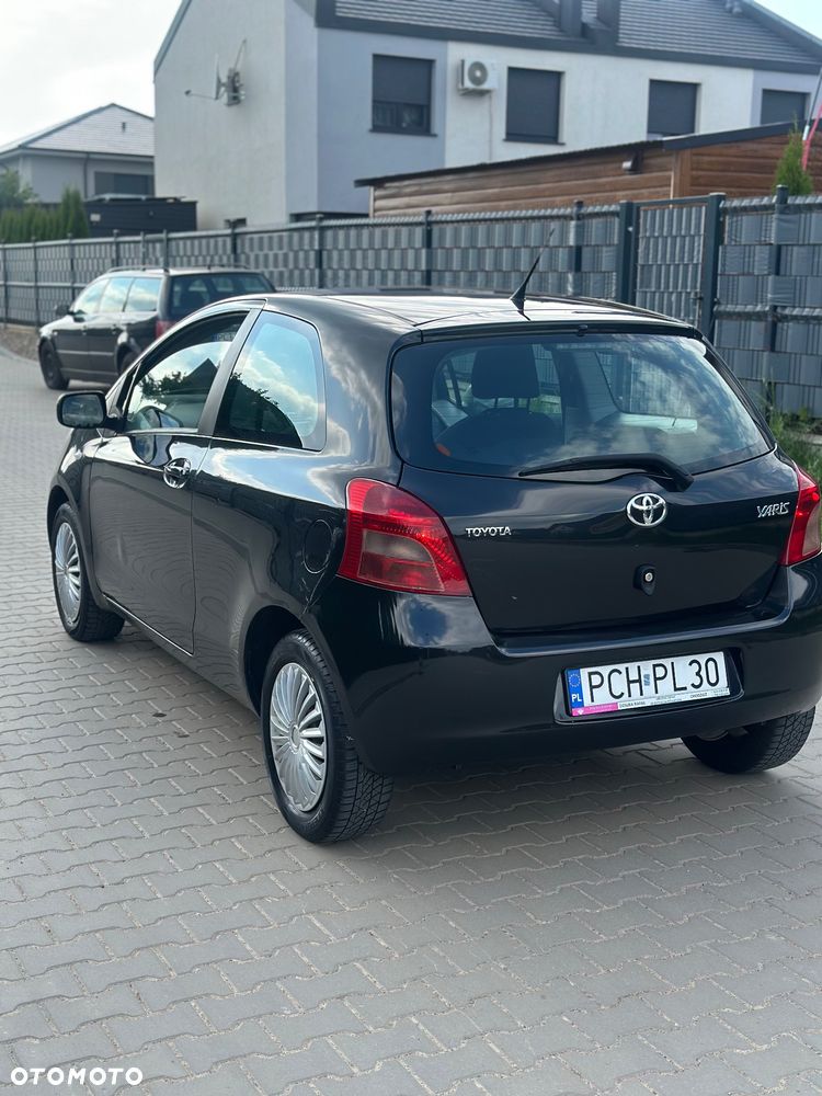 Toyota Yaris 1.0 Luna A/C - 5