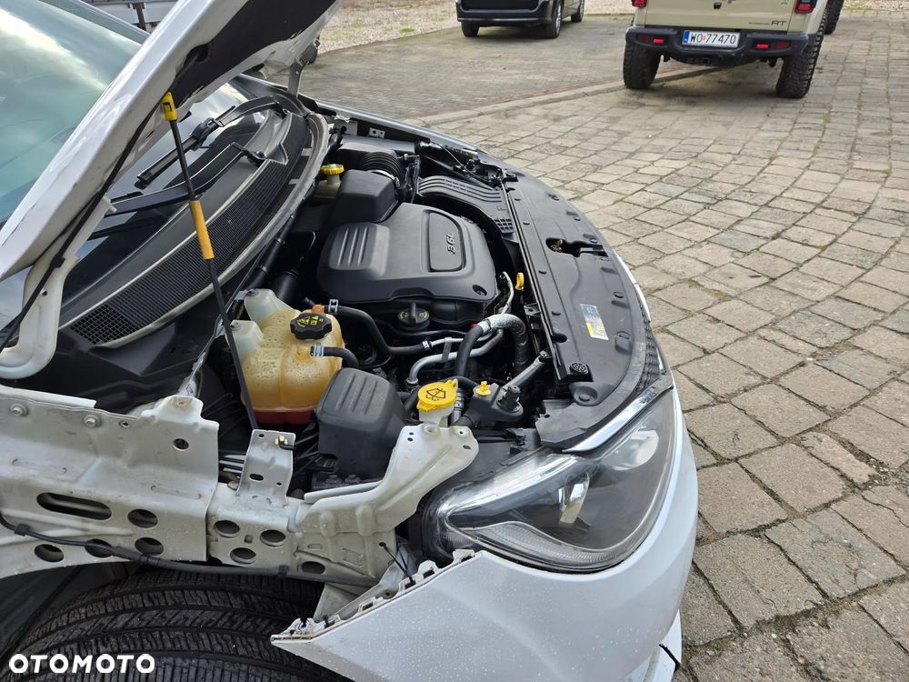 Chrysler Pacifica - 9