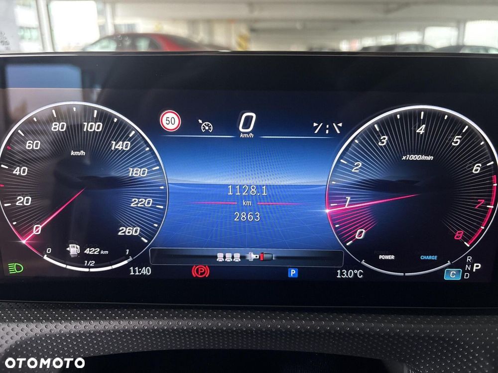 Mercedes-Benz CLA - 12