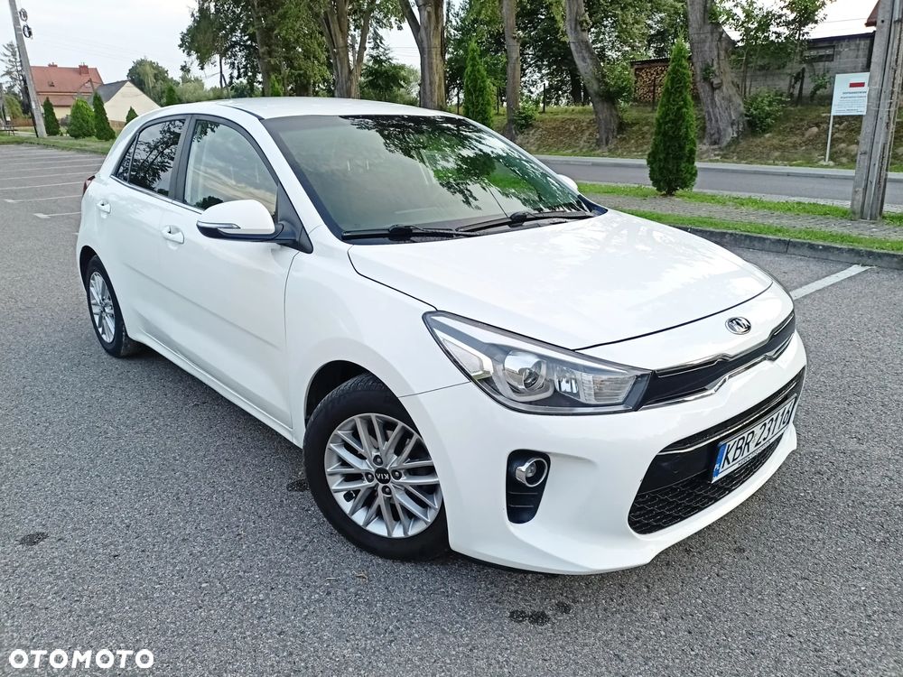 Kia Rio - 4