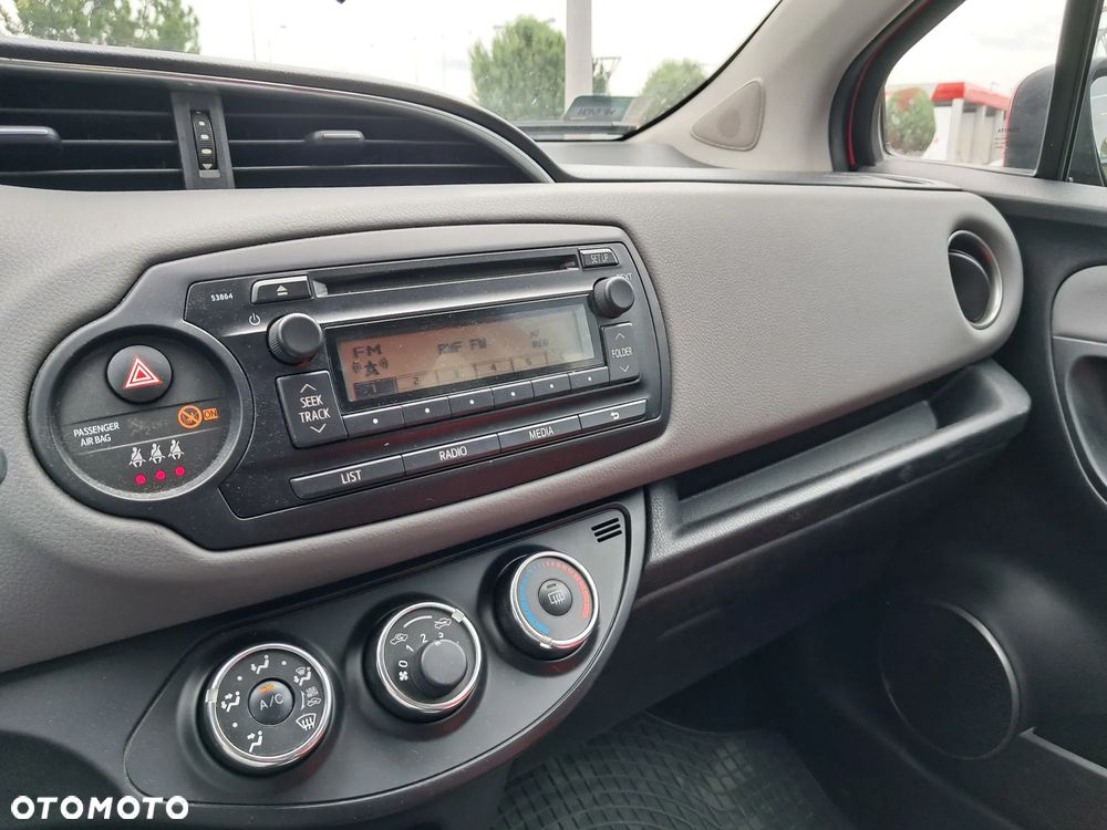 Toyota Yaris 1.0 Active - 11