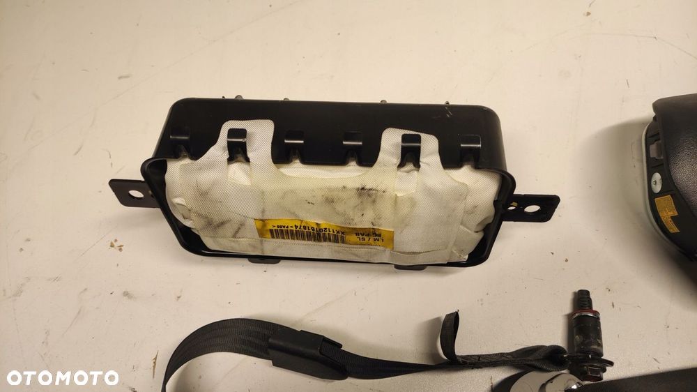 HYUNDAI IX35 AIR BAG PODUSZKA PODUSZKI PASY BEZPIECZEŃSTWA NAPINACZ 09-15 - 2