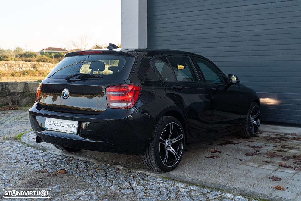 BMW 116 i Confort - 16