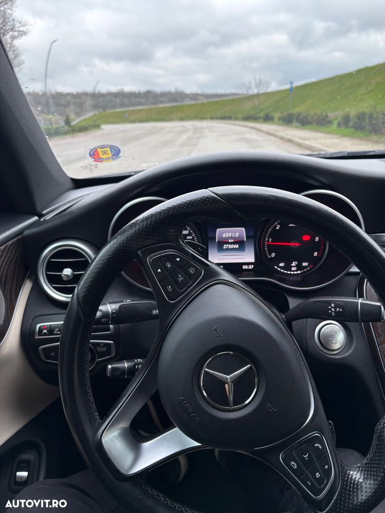 Mercedes-Benz C 220 d 4MATIC 9G-TRONIC - 9