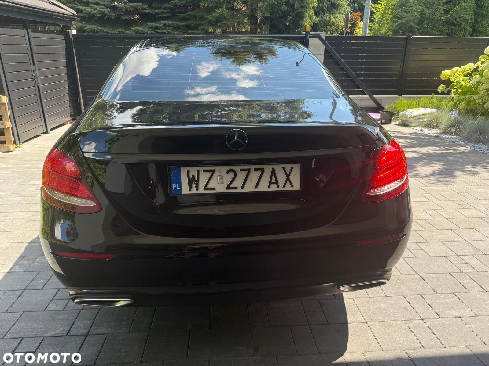 Mercedes-Benz Klasa E 220 d 4-Matic 9G-TRONIC - 6