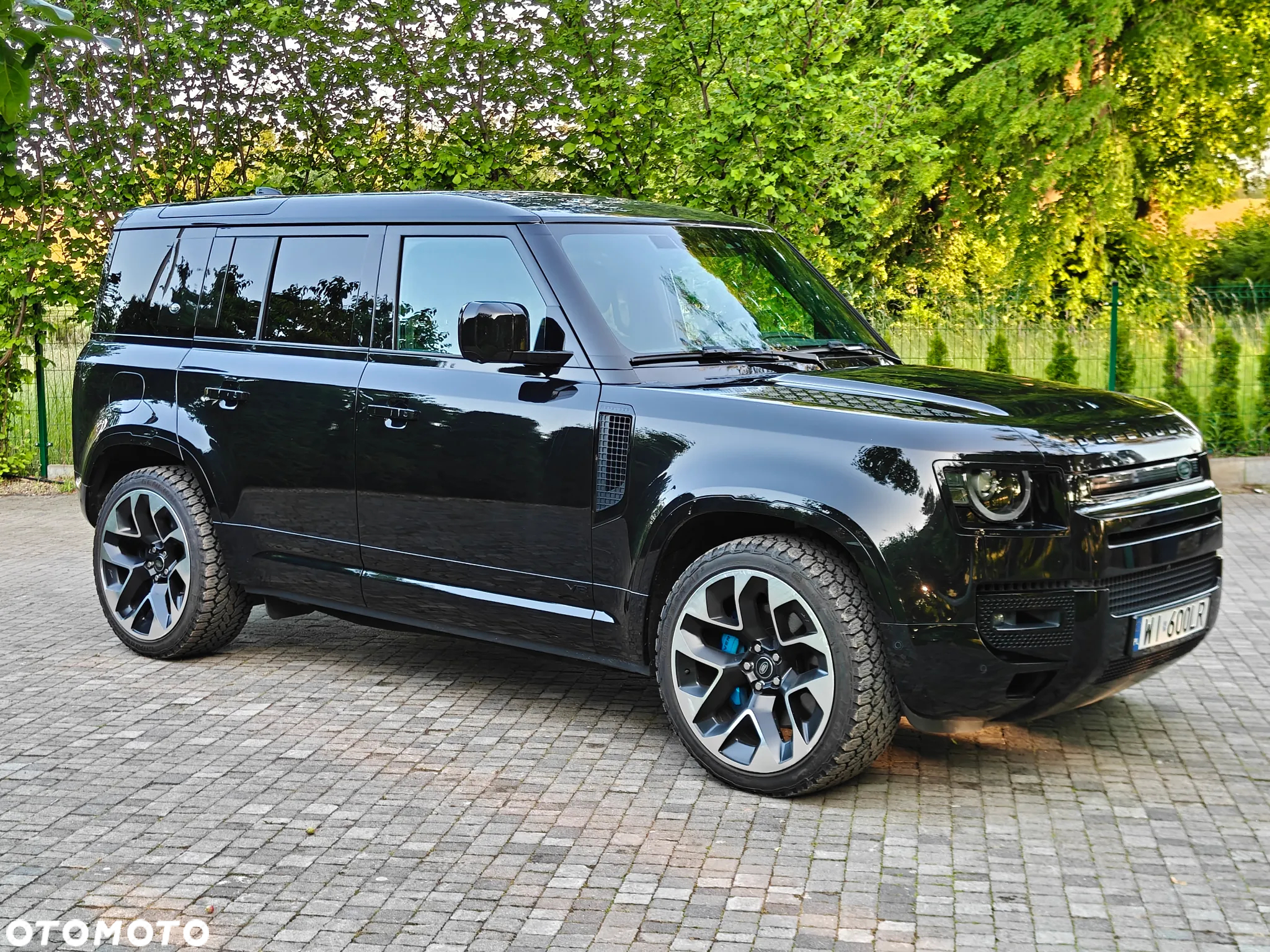 Land Rover Defender 110 5.0 P525 V8 Carpathian Edition - 9