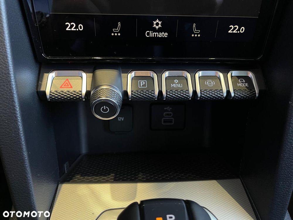 Volkswagen Amarok - 24