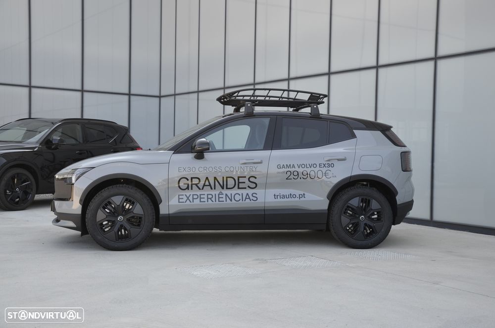 Volvo EX30 Cross Country 69 kWh Twin Motor Ultra - 36