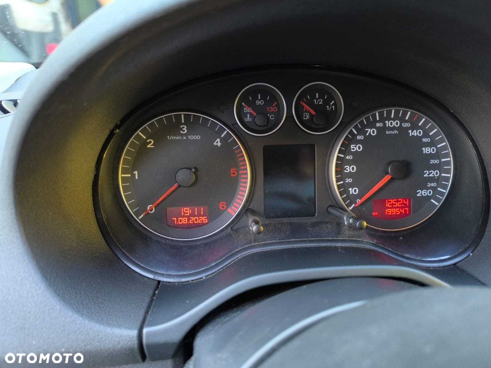 Audi A3 3-drzwiowe - 6
