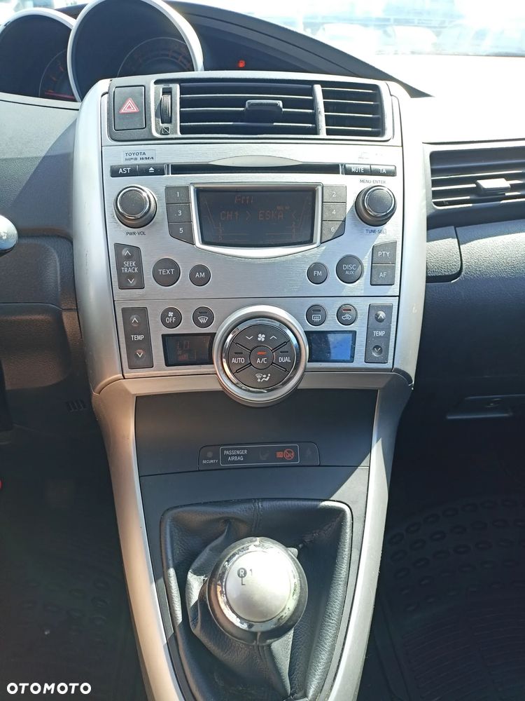 Toyota Verso - 10