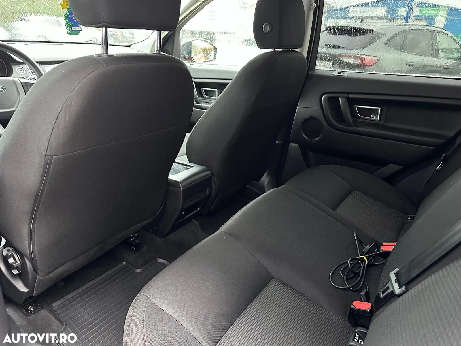 Land Rover Discovery Sport 2.0 l TD4 HSE Aut. - 7