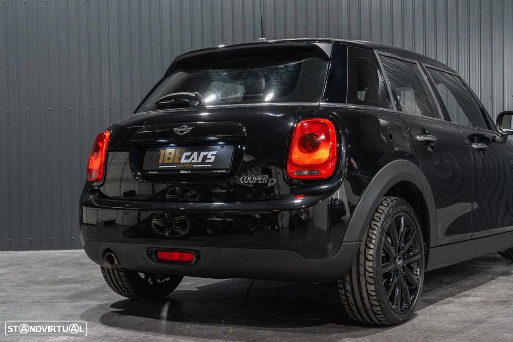 MINI 5 Portas Cooper D - 43