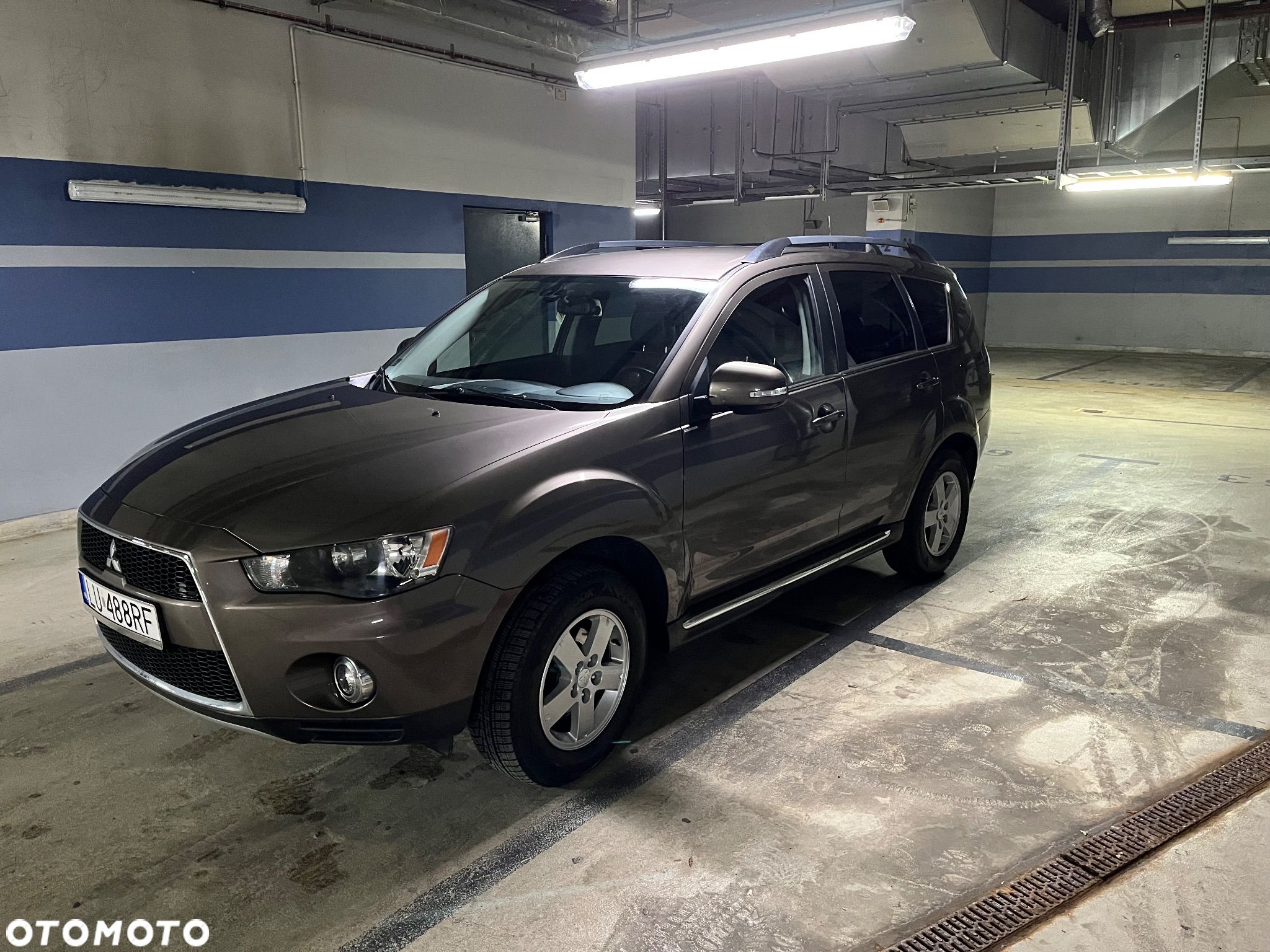 Mitsubishi Outlander 2.2 DI-D 4WD TC-SST Intense - 1