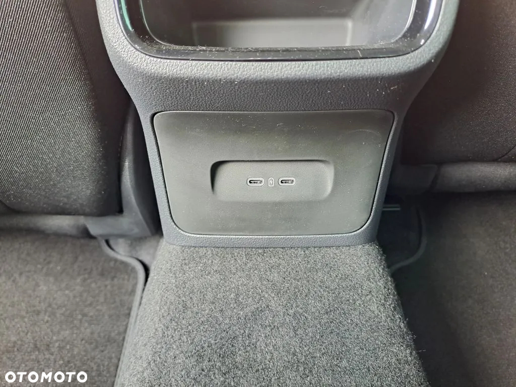 Skoda Octavia 2.0 TDI Selection DSG - 9