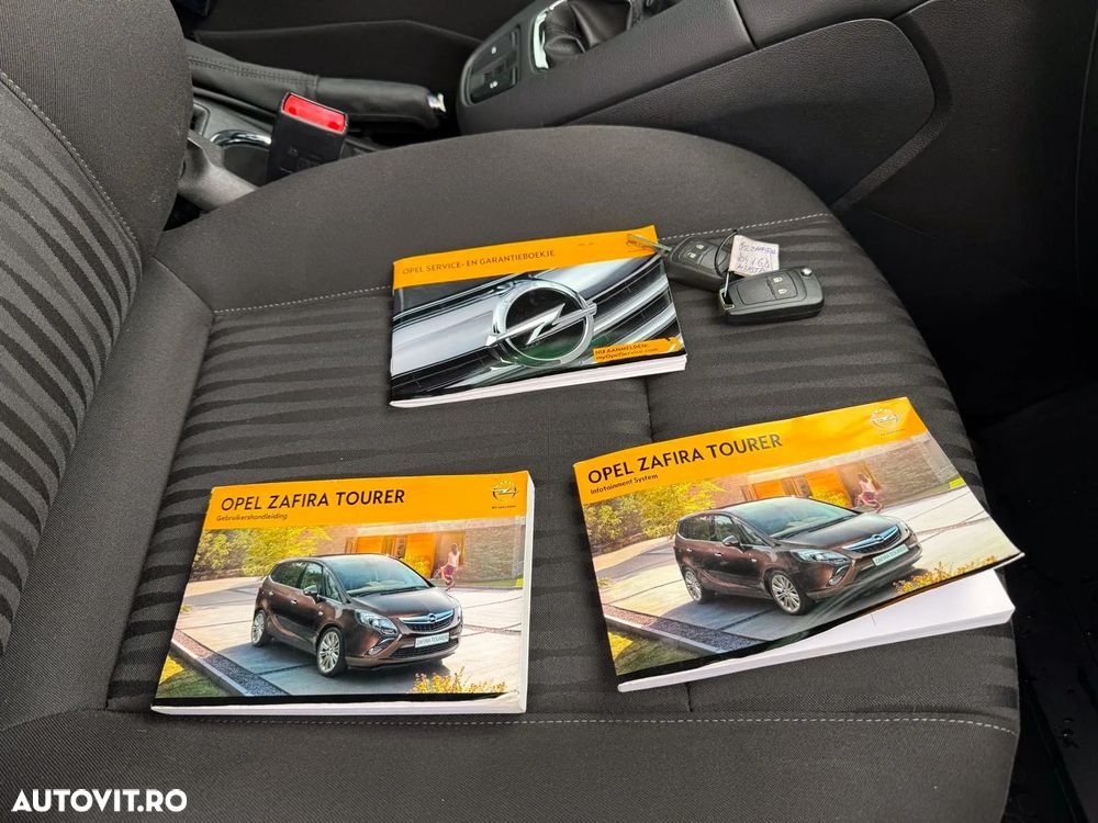 Opel Zafira Tourer 1.6 CDTI ECOFLEX Start/Stop Style - 8