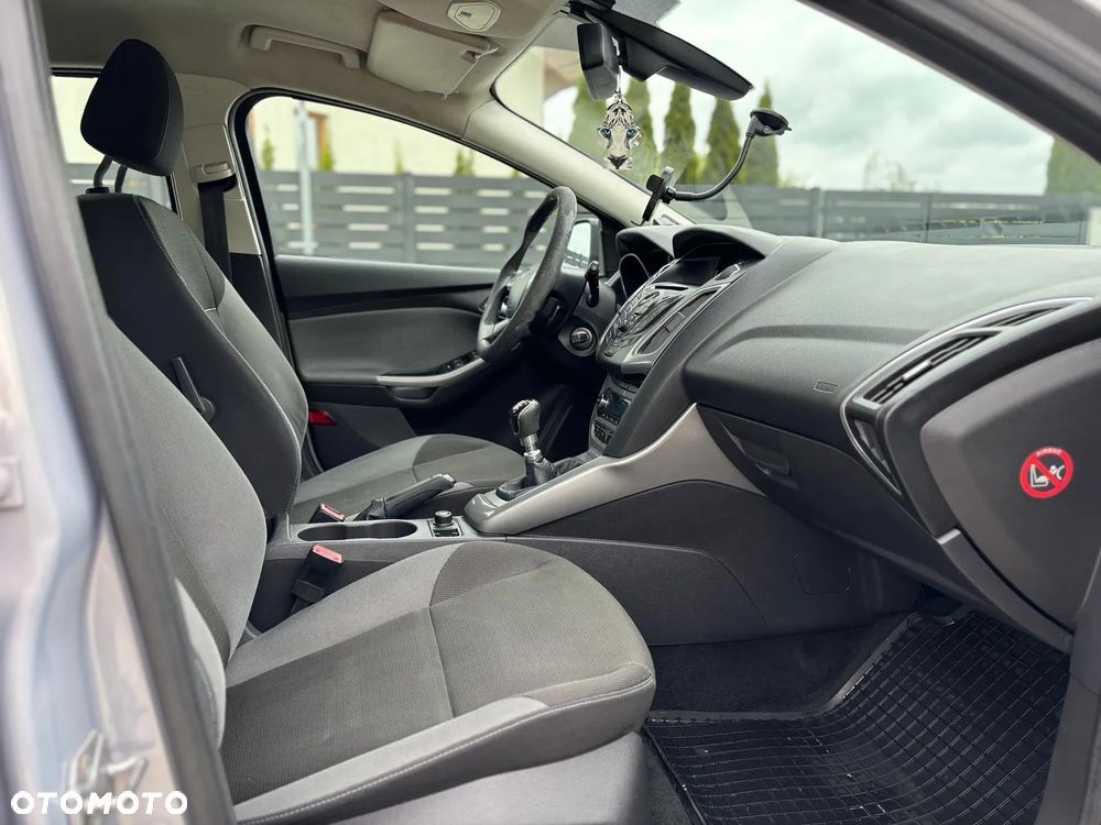 Ford Focus - 17