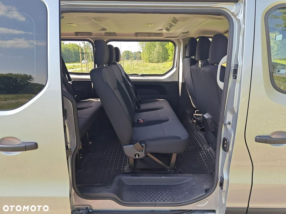 Renault Trafic - 13