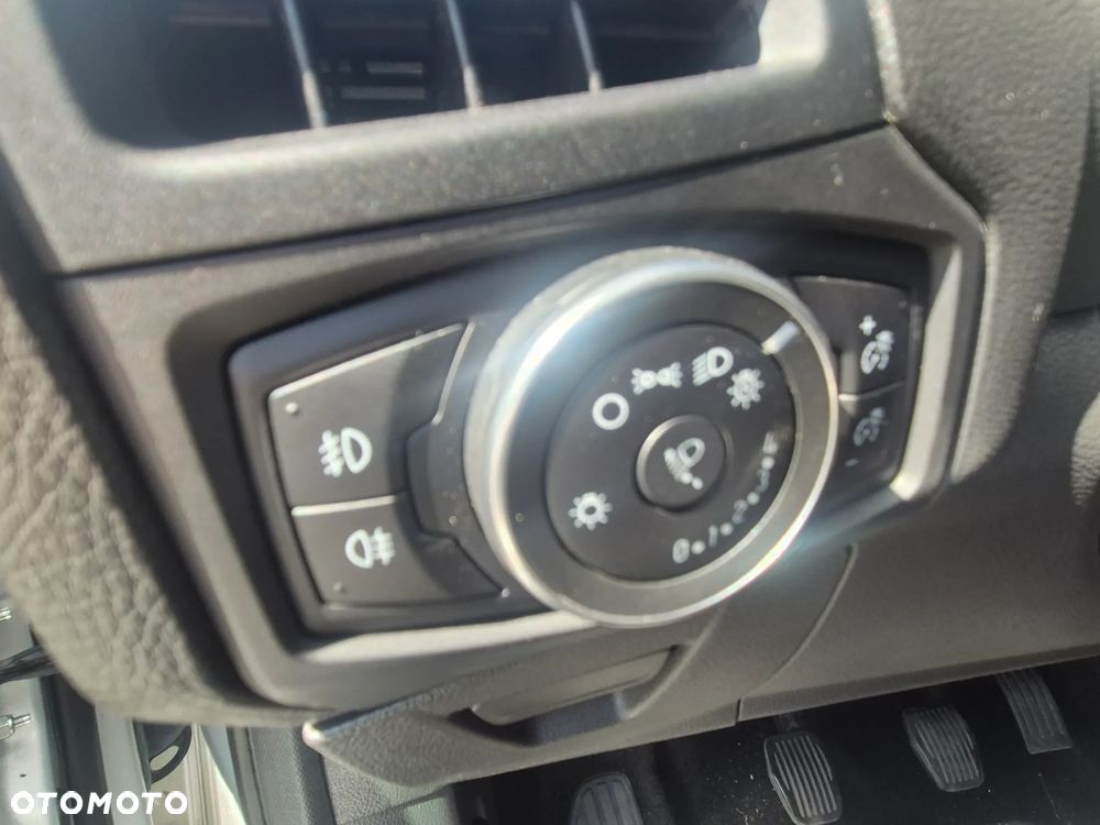 Ford Focus 1.0 EcoBoost Titanium - 22