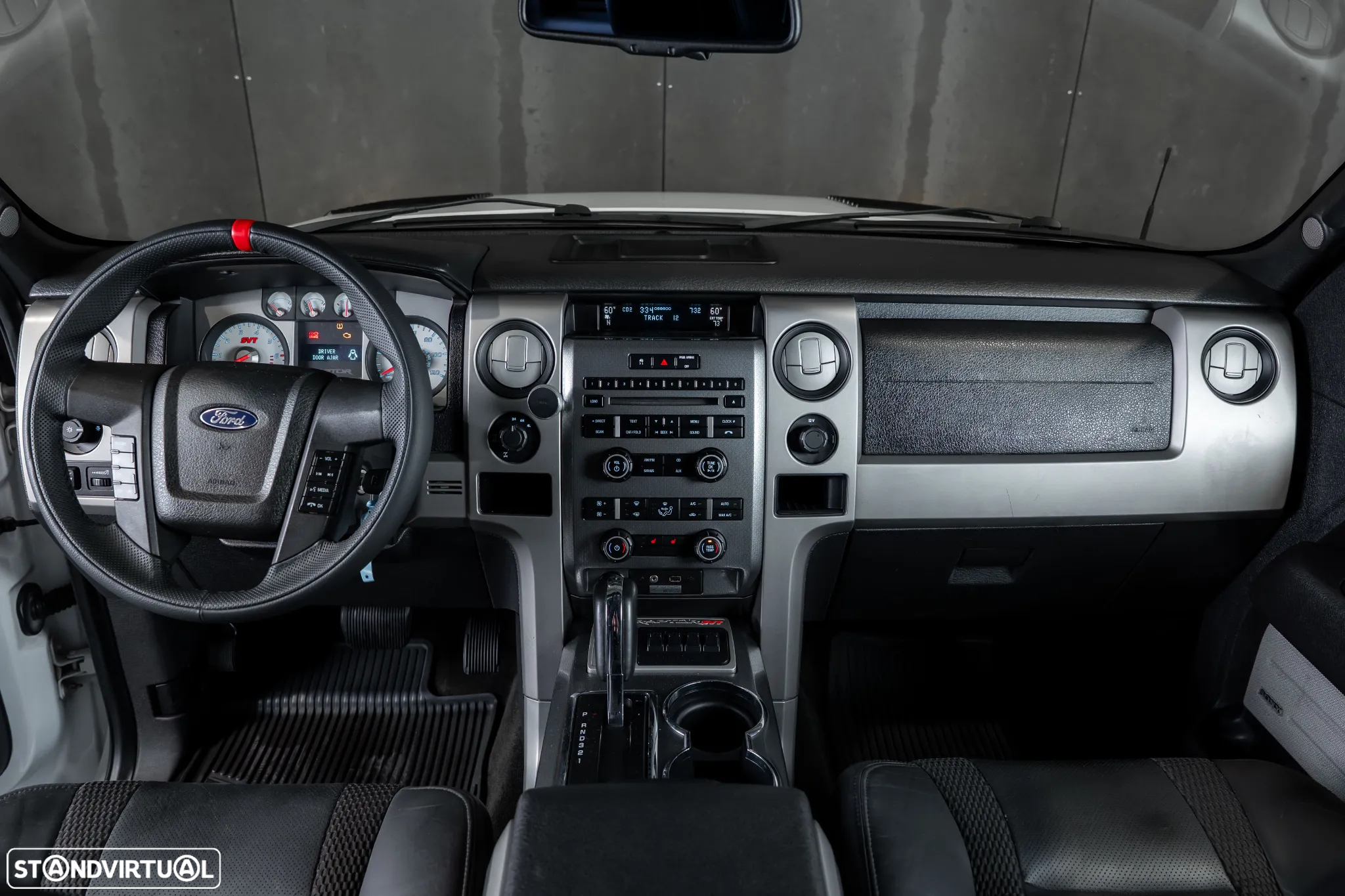 Ford F-150 Raptor SVT - 11