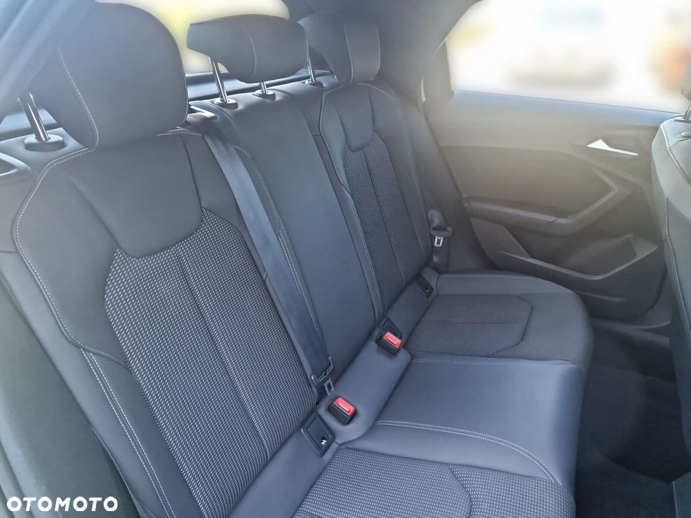 Audi A1 Sportback 35 TFSI S tronic - 12