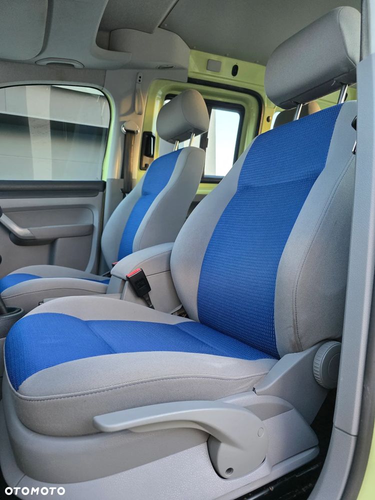 Volkswagen Caddy 1.6 Life Colour Concept - 14