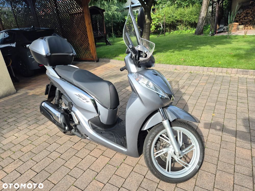Honda SH - 9