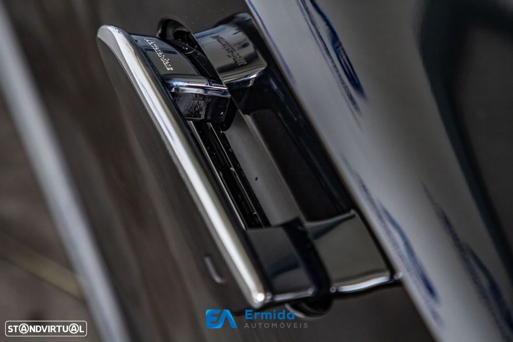 Mercedes-Benz CLA 350 - 20