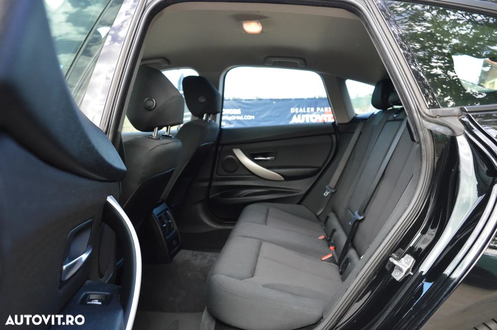 BMW Seria 3 318d Advantage - 34