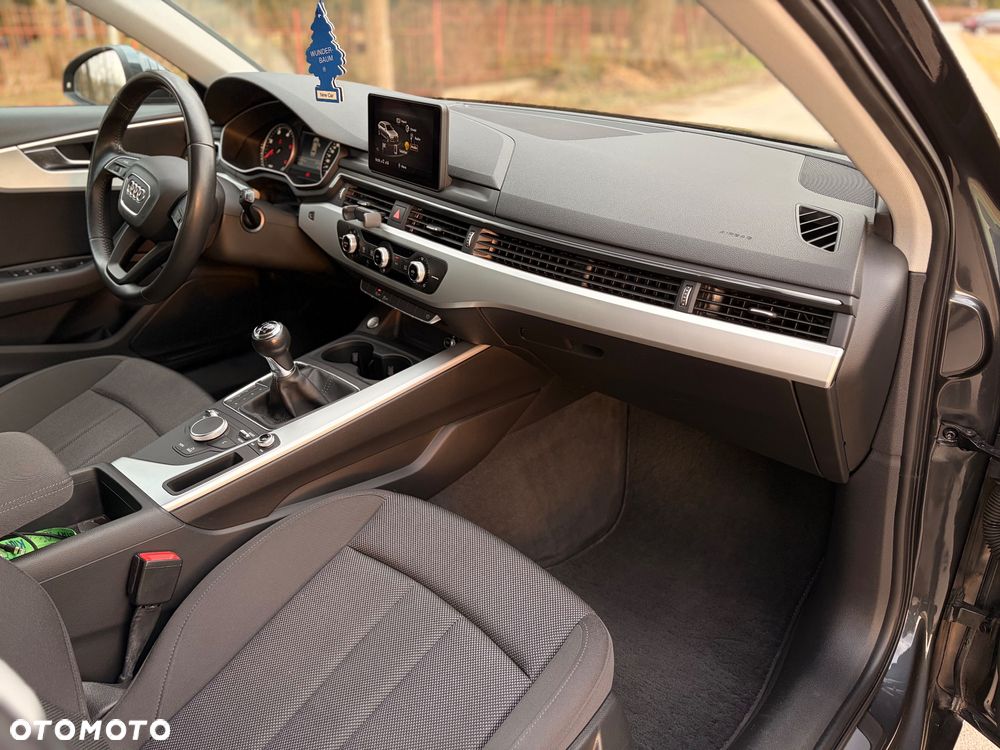 Audi A4 Avant 2.0 TDI - 13