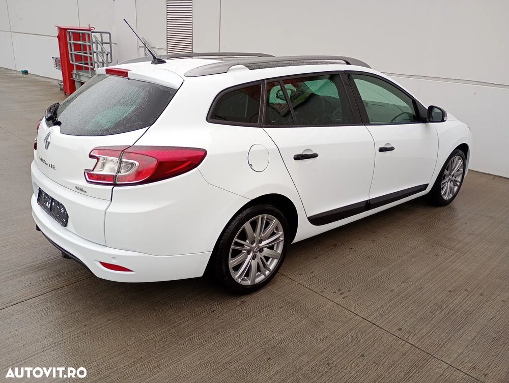 Renault Megane Grandtour dCi 110 FAP EDC BOSE Edition - 5