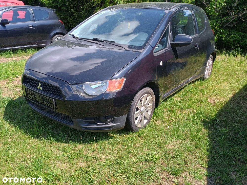 Mitsubishi Colt - 1
