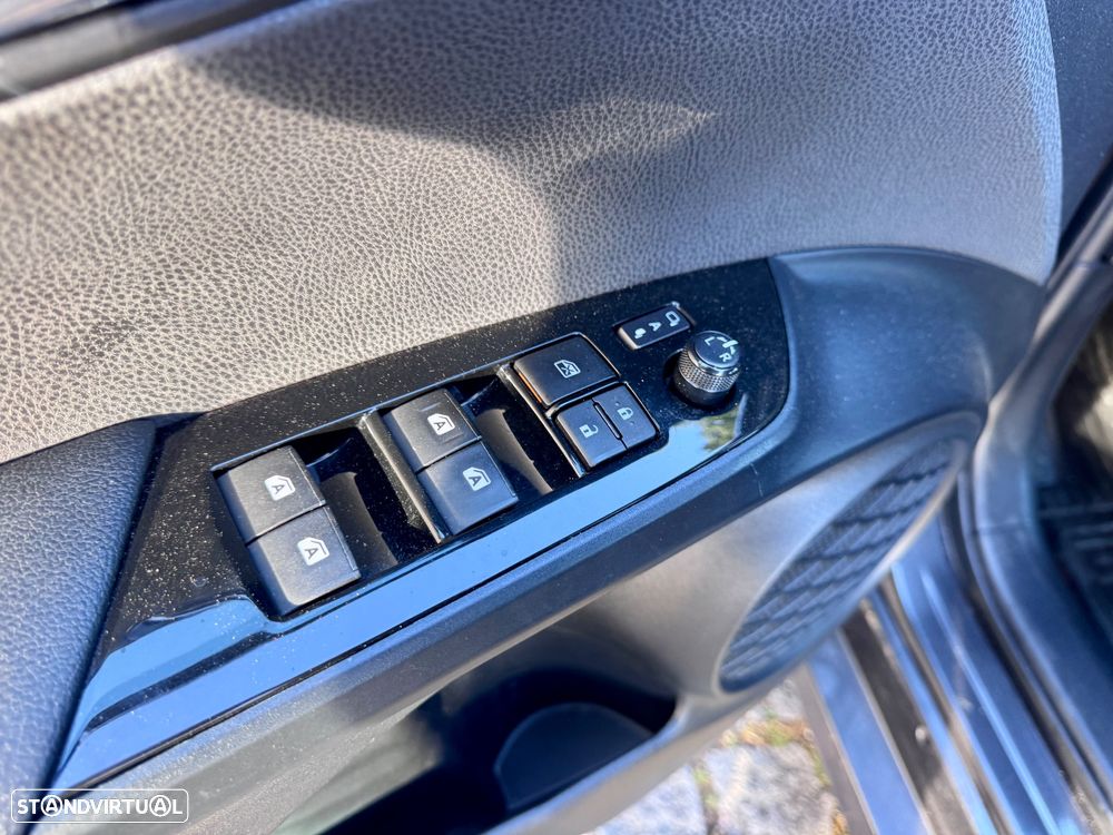 Toyota Prius 1.8 Luxury Pele+Pack Techno - 16