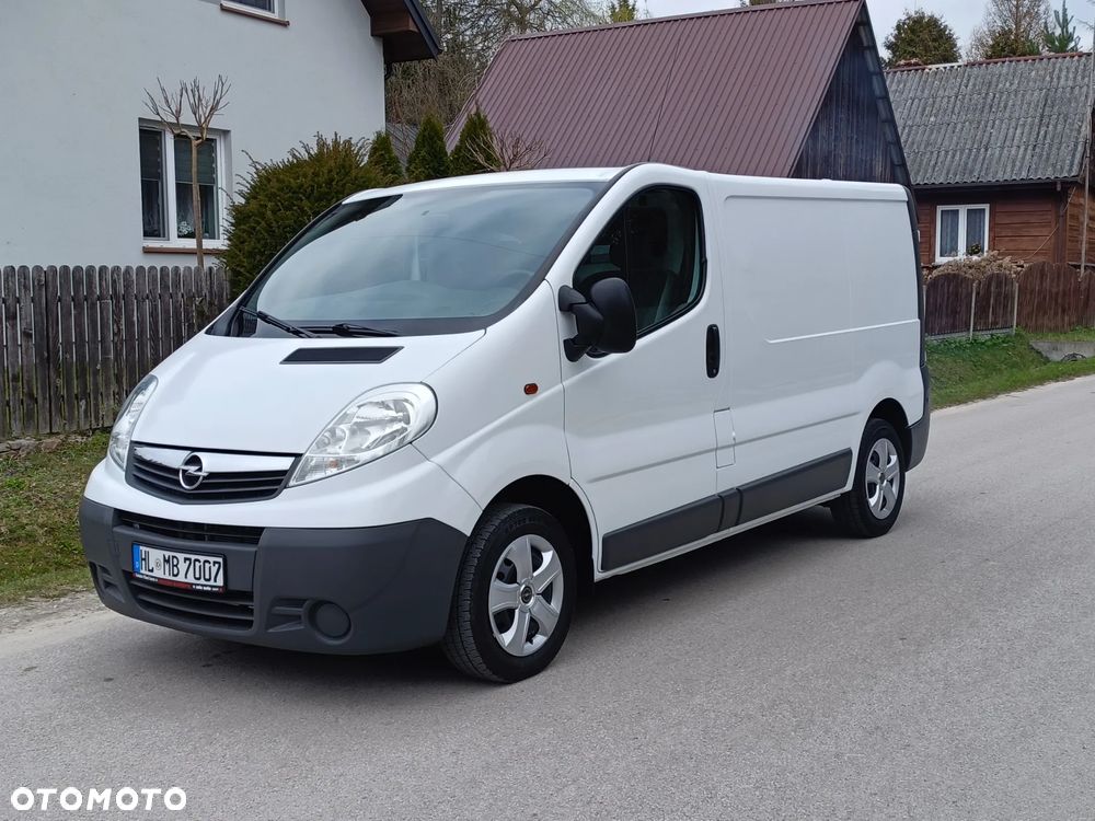 Opel Vivaro - 1