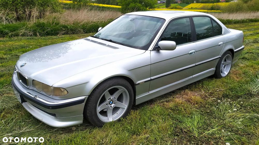 BMW Seria 7 735i L - 1