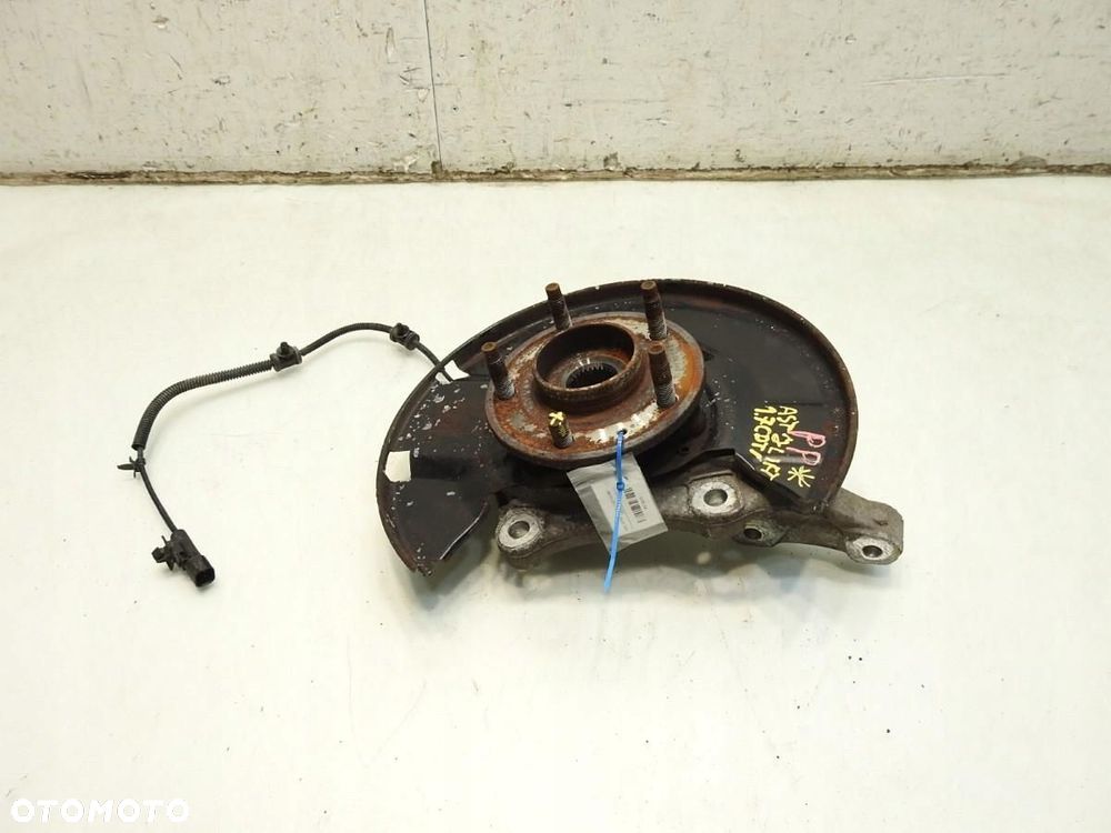 PIASTA ZWROTNICA PRAWY PRZÓD OPEL ASTRA J LIFT 1.7 CDTI - 8