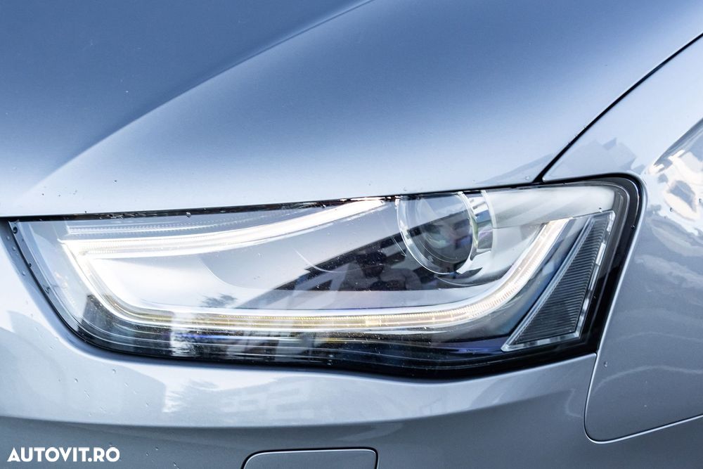 Audi A4 2.0 TDI DPF multitronic S line Sportpaket - 27