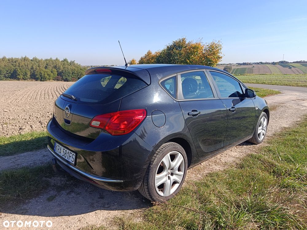 Opel Astra - 6