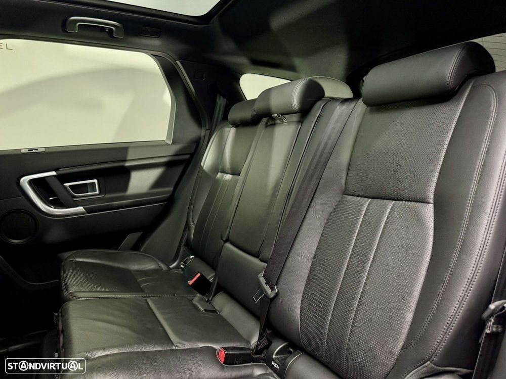 Land Rover Discovery Sport 2.0 D AWD R-Dynamic - 13