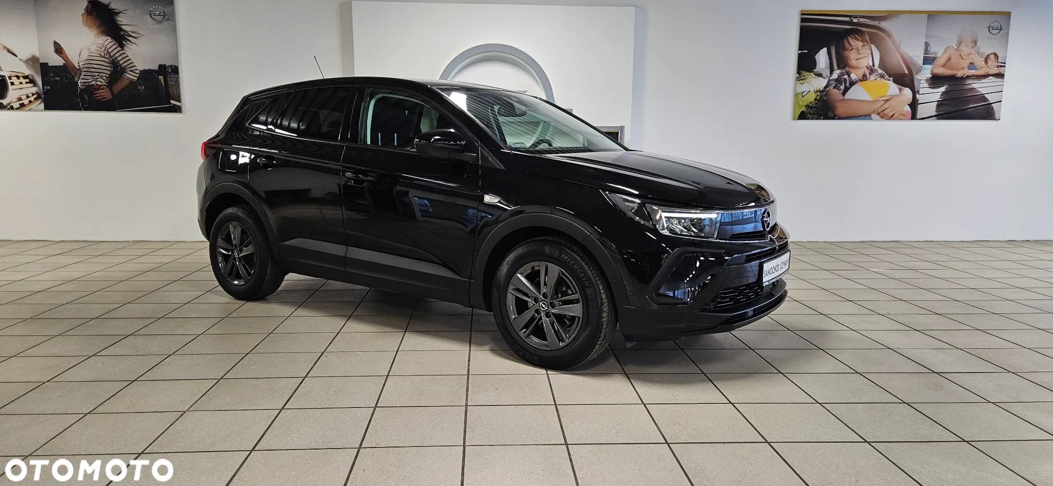 Opel Grandland 1.2 T Business Edition S&S - 1