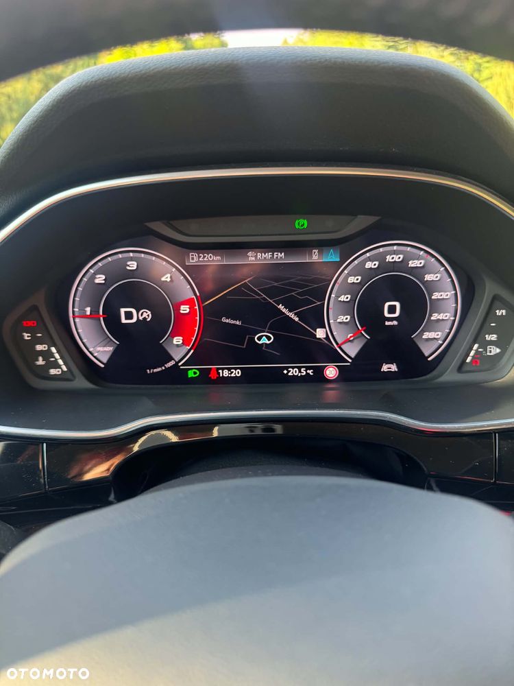 Audi Q3 2.0 TDI S tronic - 28