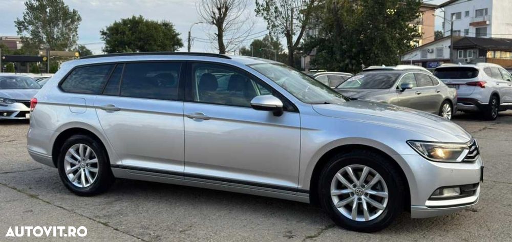 Volkswagen Passat - 11