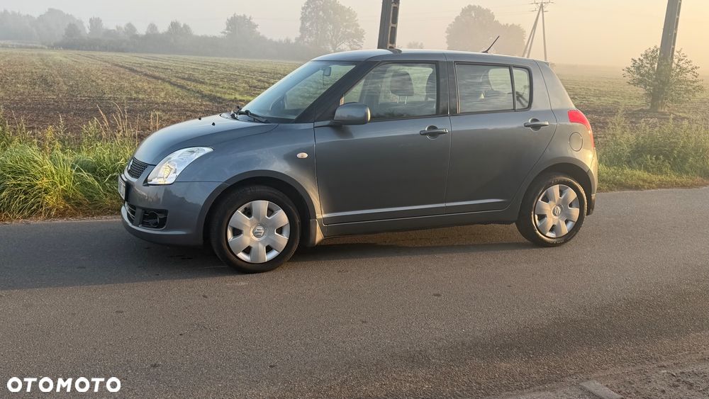 Suzuki Swift - 3