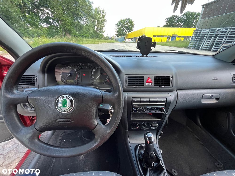 Skoda Octavia 1.9 TDI Tour - 25