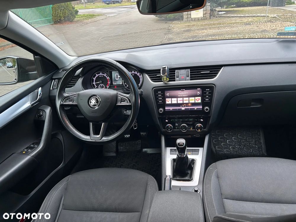 Skoda Octavia 1.5 TSI ACT Style - 9