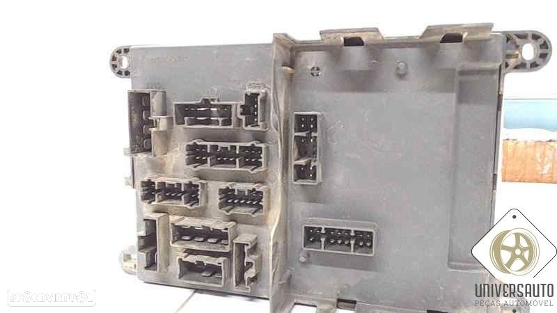 CAIXA RELÉS / FUSÍVEIS LAND ROVER FREELANDER 1999 - 3