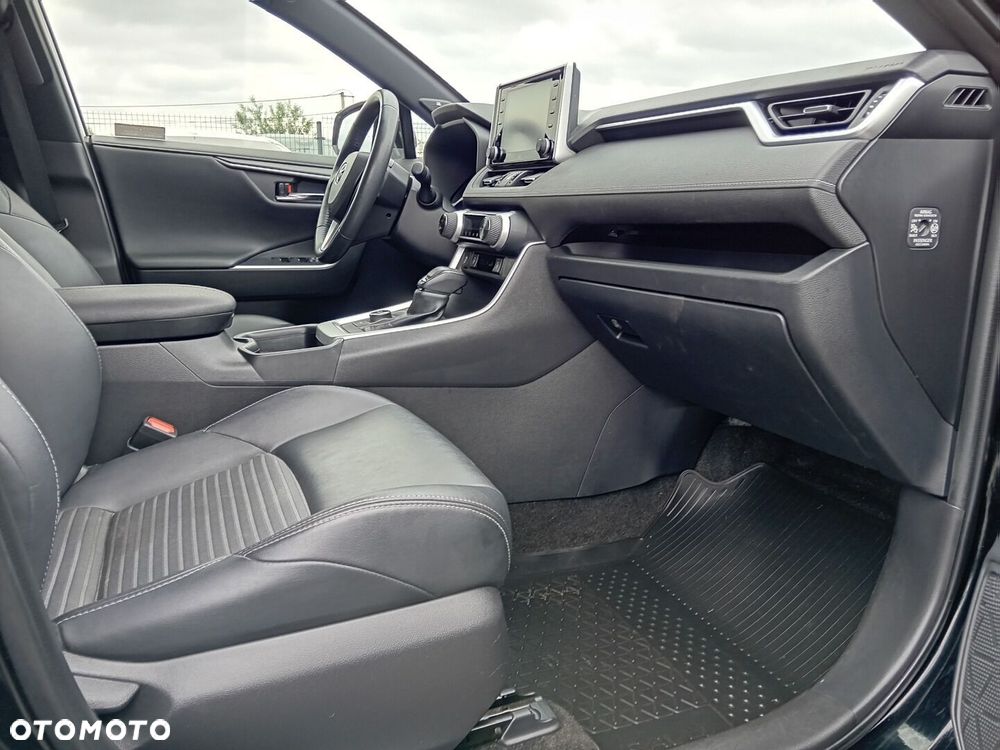 Toyota RAV4 2.5 Hybrid Black Edition by JBL 4x4 - 37