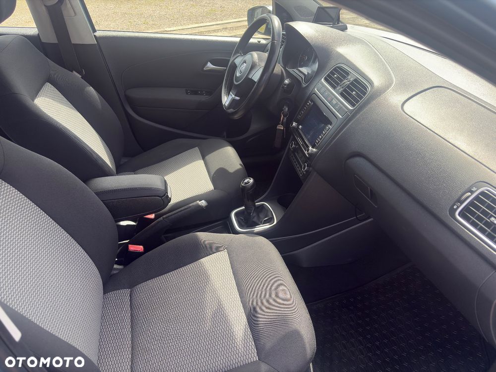 Volkswagen Polo 1.2 TDI Blue Motion - 16