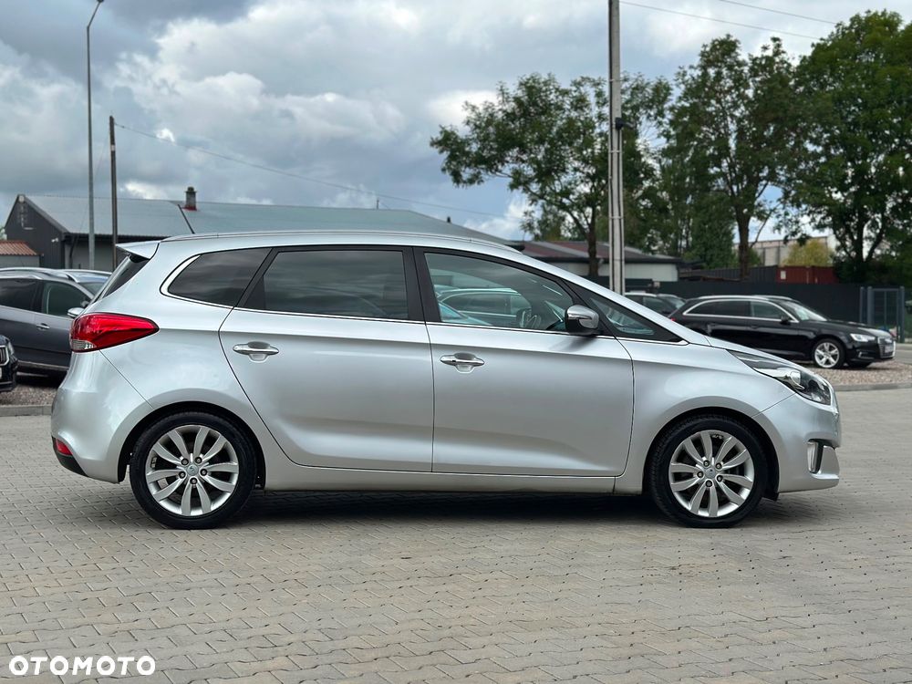 Kia Carens 1.7 CRDi 136 Fifa World Cup Edition - 6