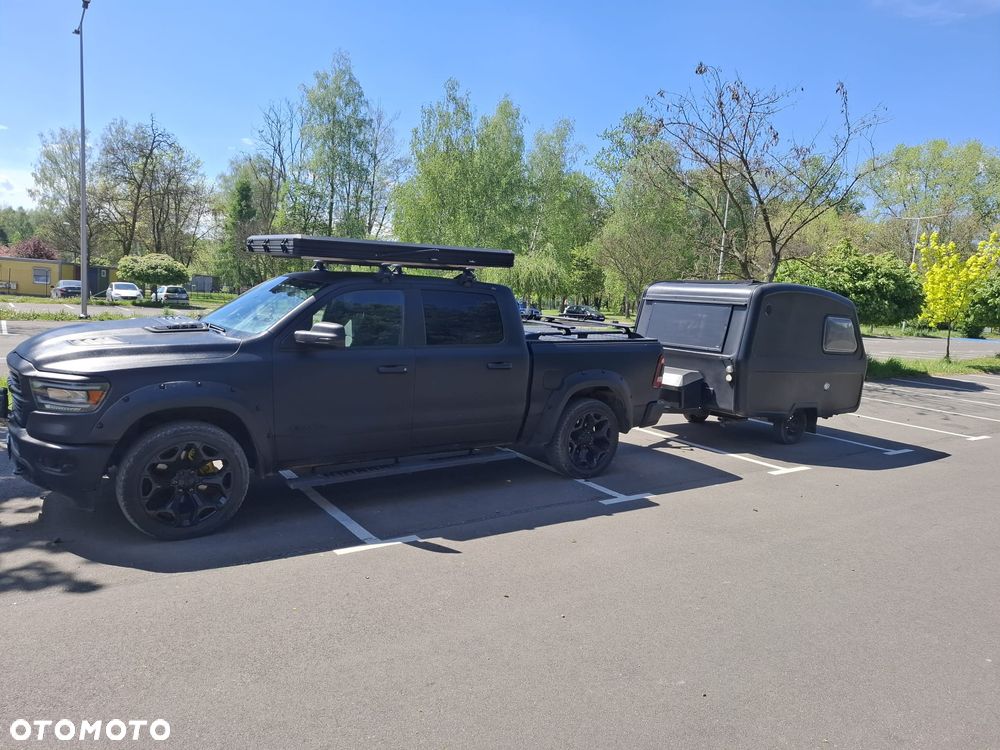 Dodge RAM - 6